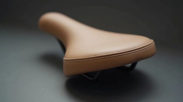 Quelle selle vélo route choisir pour un confort optimal ?